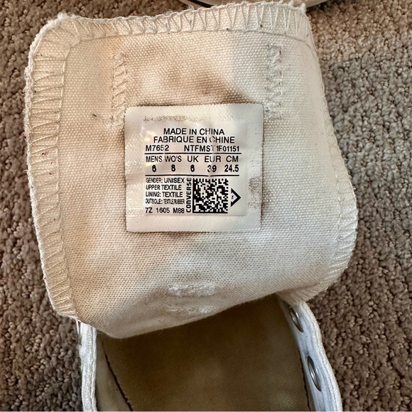 Converse low top (pair 2) - Picture 2 of 2